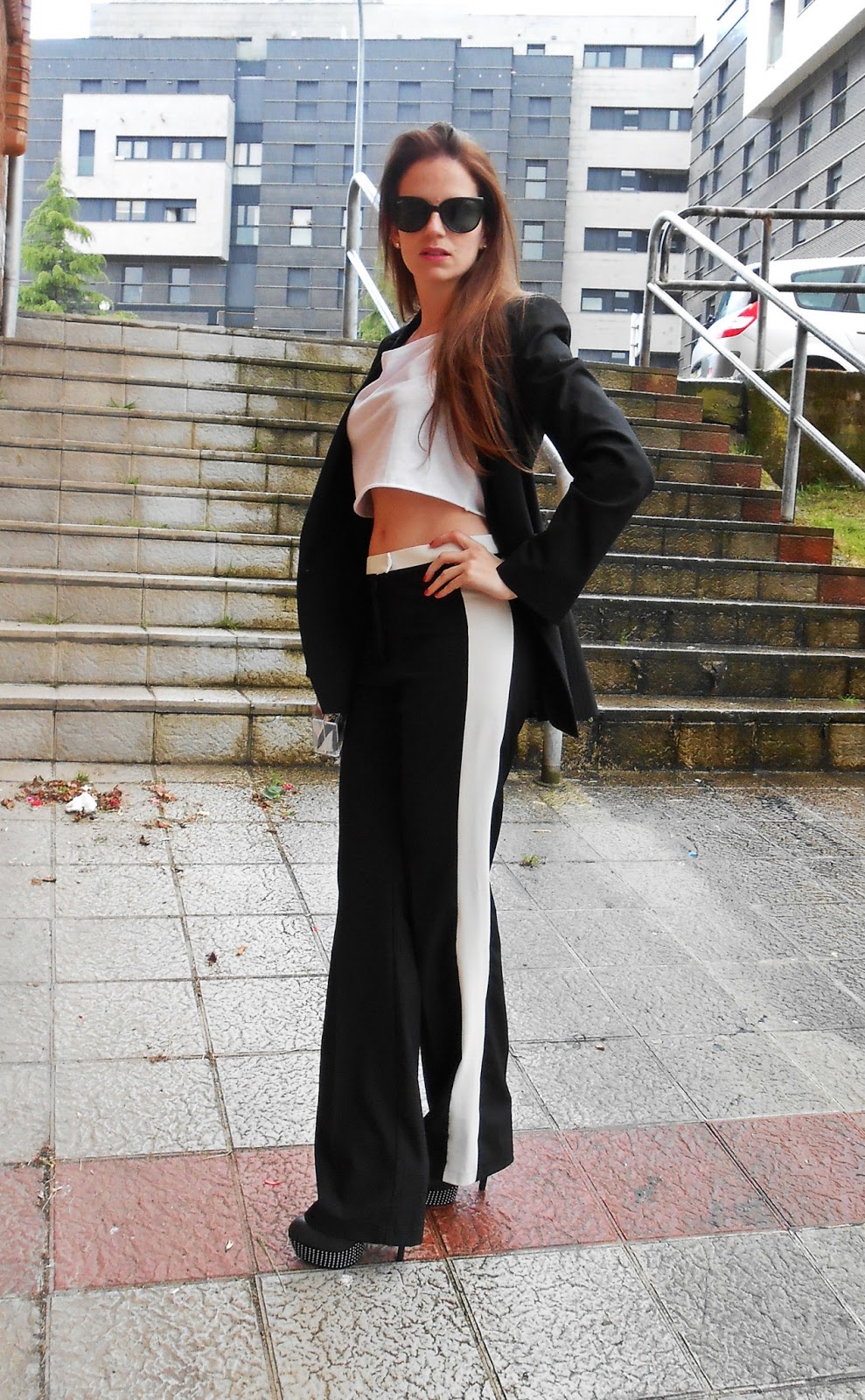 All Over Sequin Look Crop top, Black and white