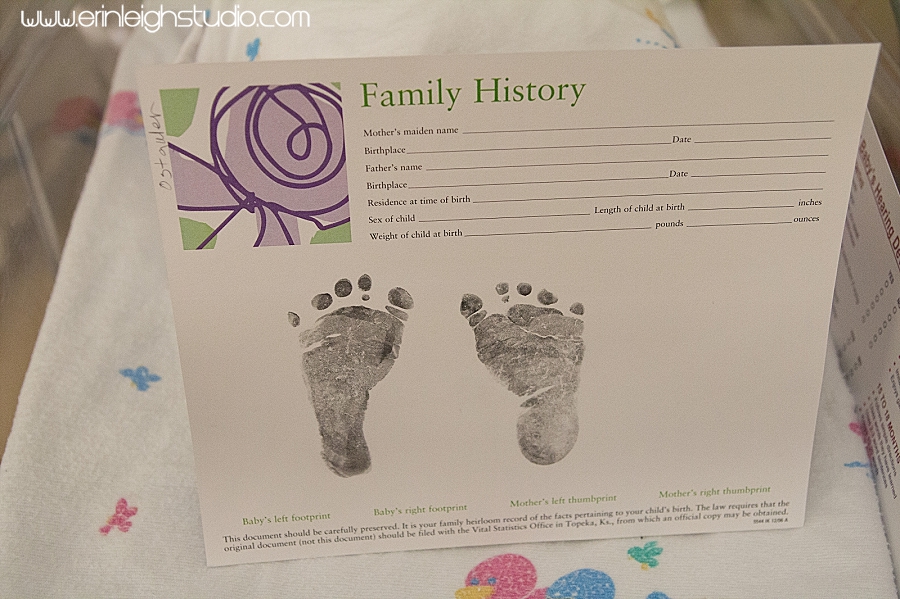 newborn footprints