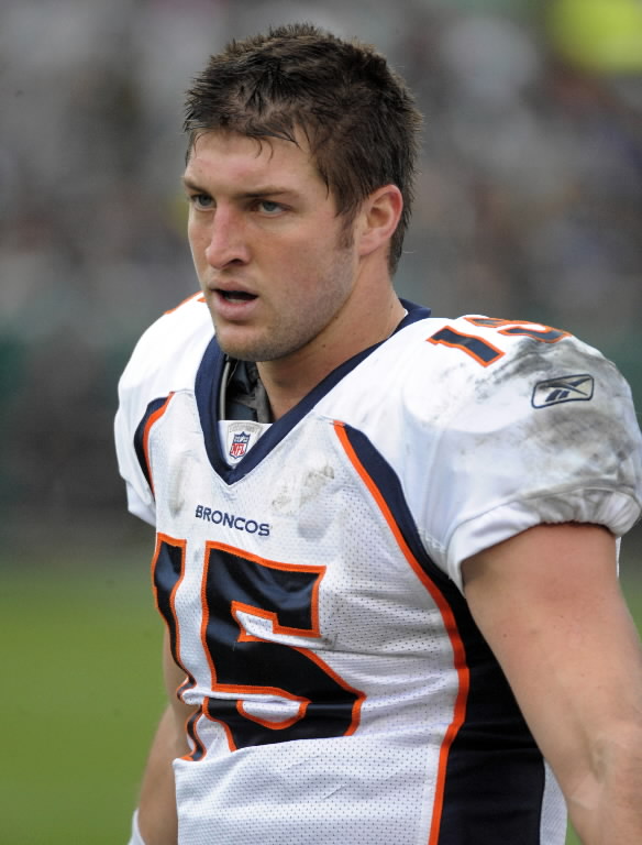 Hot Actress Wallpaper: Tim Tebow hd Wallpapers 2013