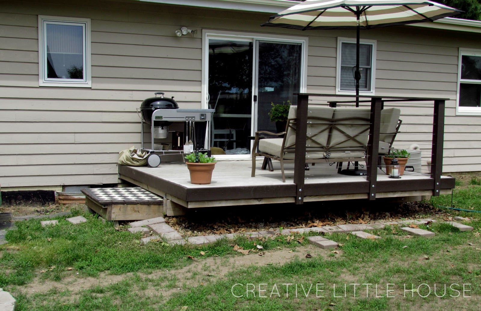 Creative Little House Back Deck Bargains