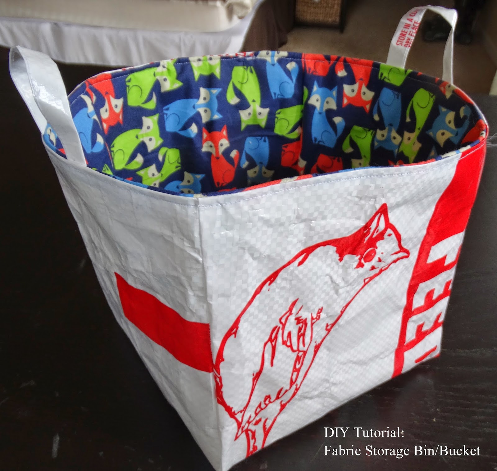 Mrs. Robison's Blog DIY Tutorial Fabric Storage Box/Bucket