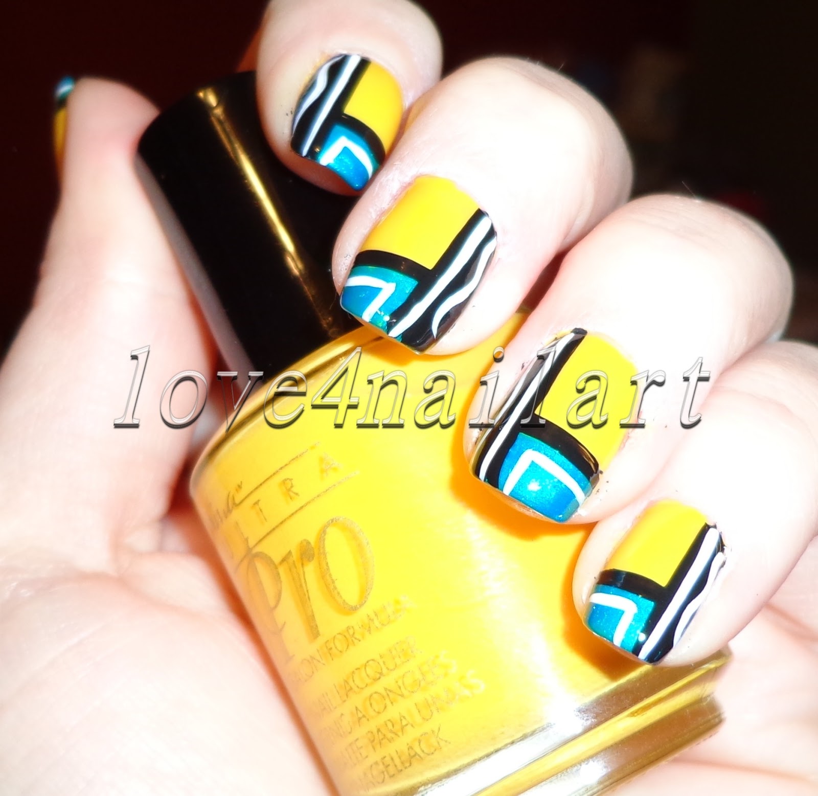 Cute and easy flower nail designs Cute and easy flower nail designs