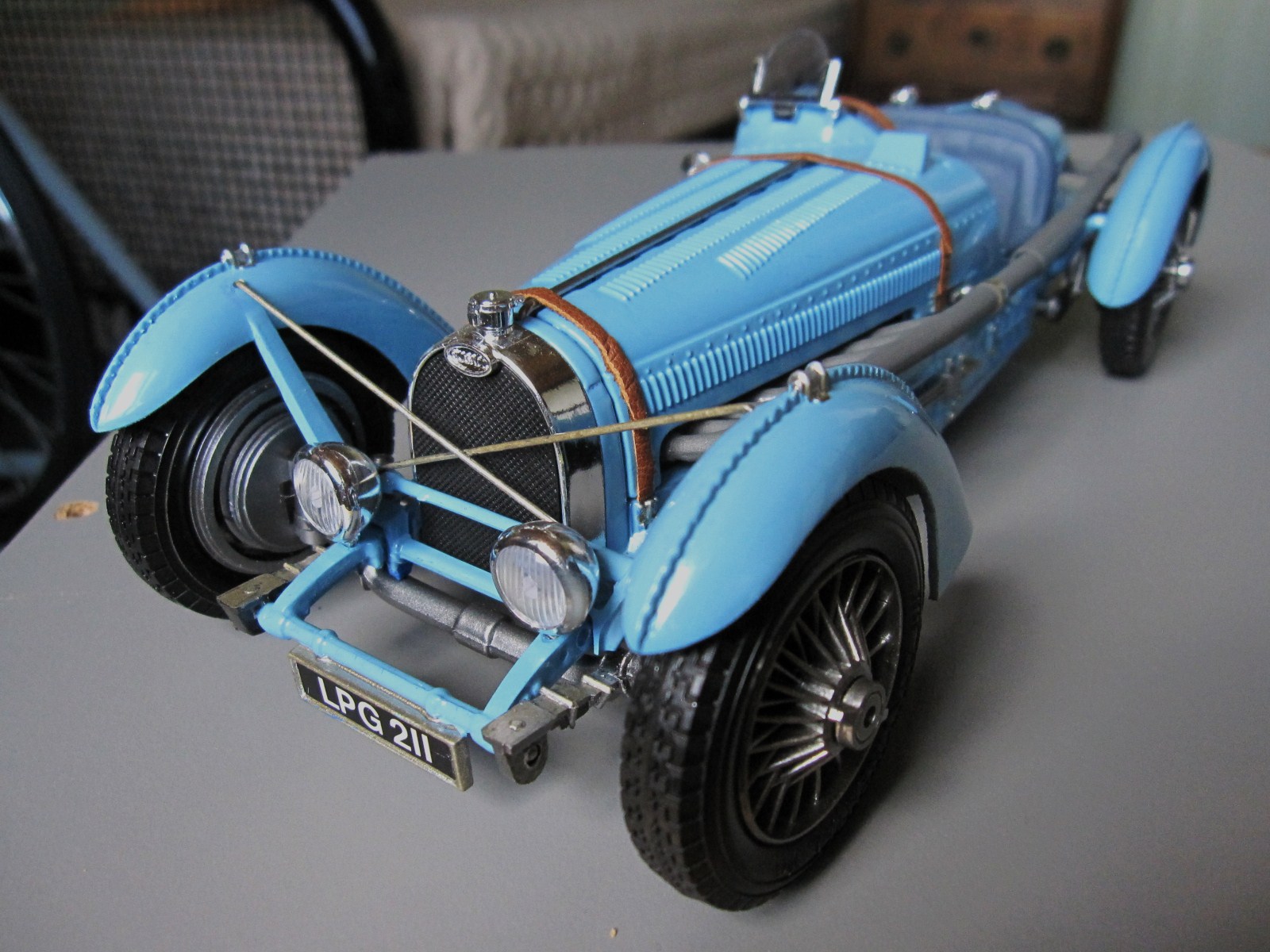 modèle réduit de voiture