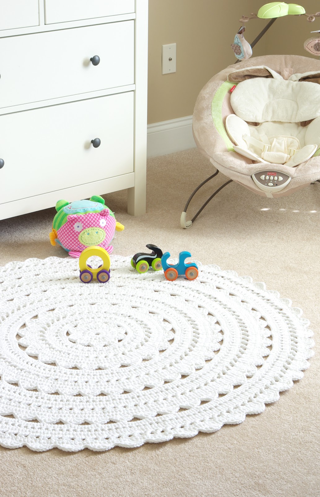 ...Handy Crafter... Neutral Nursery with White Doily Rug
