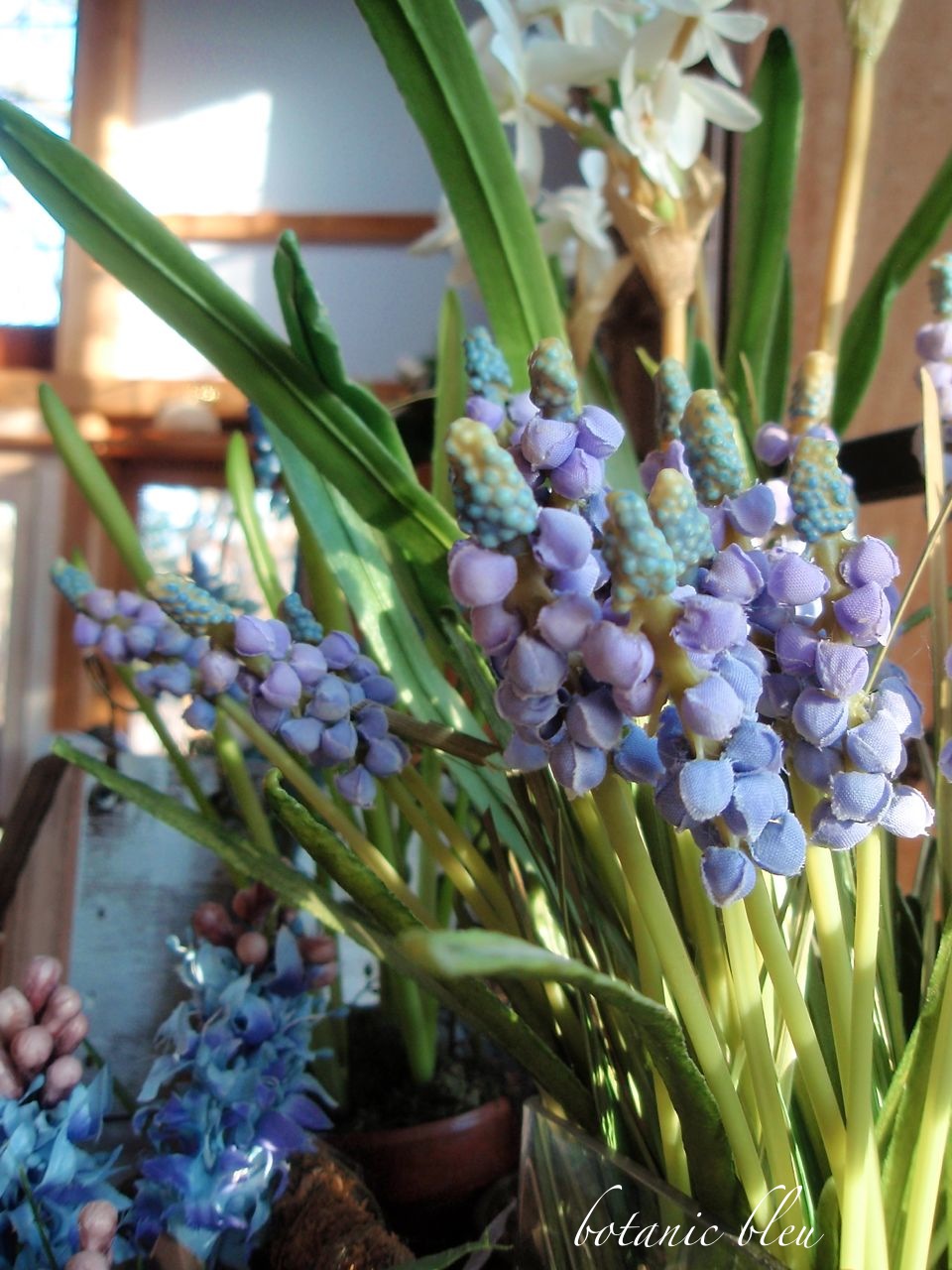 Botanic Bleu Faux Bulbs What to Look For