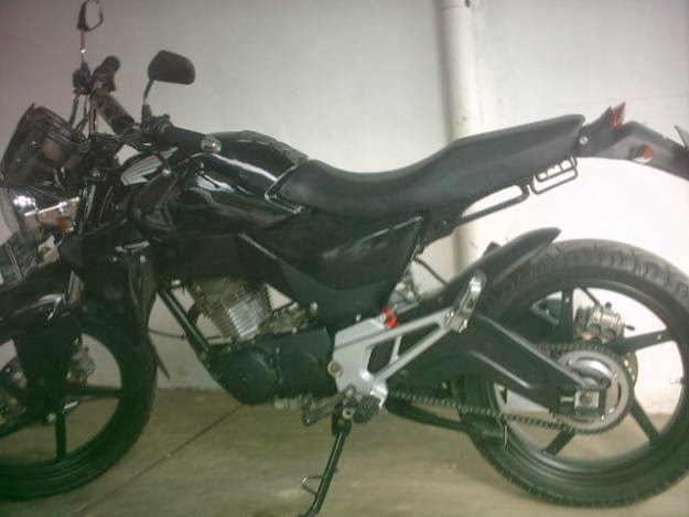 GAMBAR MODIFIKASI HONDA MEGAPRO 2010 THE HUNTER HAS LIKE HONDA TIGER title=