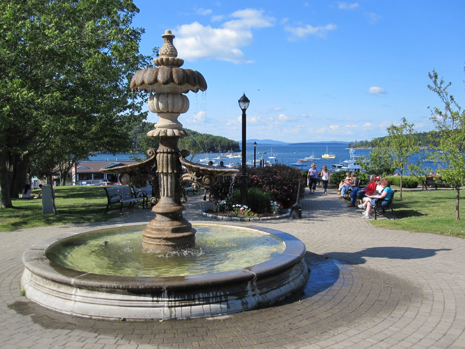 Jim and Kim's Travels: It's Not England, but Small Town USA Here