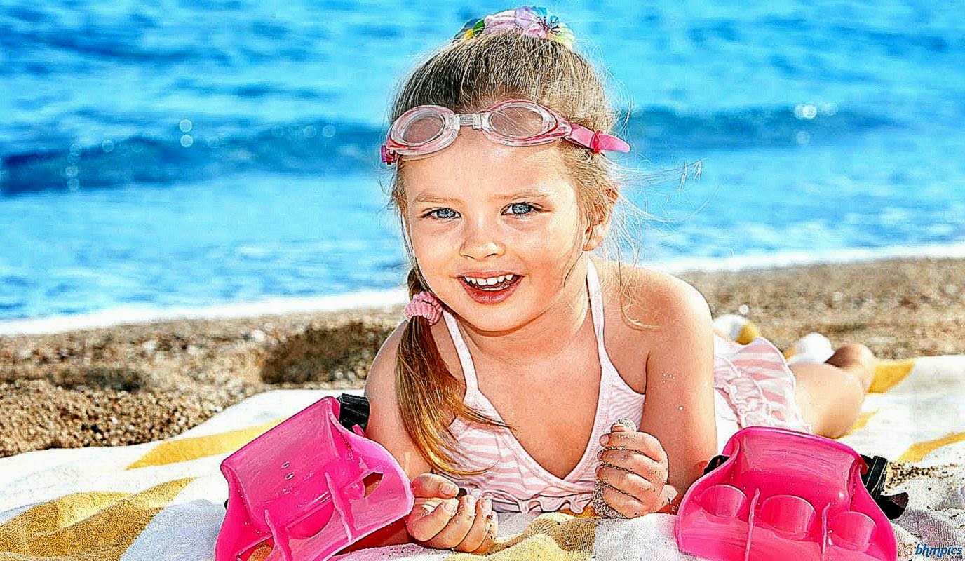 Desktop PC Laptop Happy Swimmer Girl HD Wallpapers HD Wallpapers Desktop PC Laptop Happy Swimmer Girl HD Wallpapers HD Wallpapers