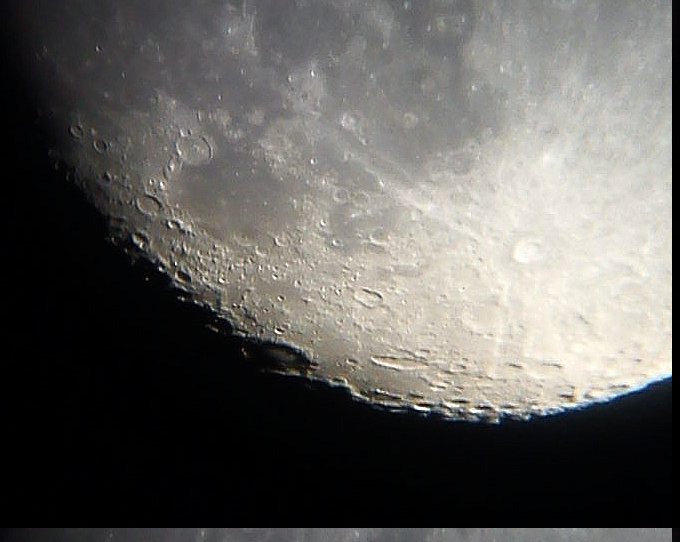 Moon-20120204190504110.jpg