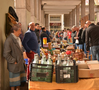 mercado de pulgas o rastro en burgos mercado de pulgas o rastro en burgos