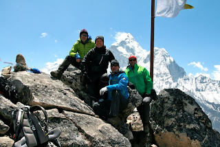 G%C3%A4nget+p%C3%A5+Nagartsang+peak.jpg