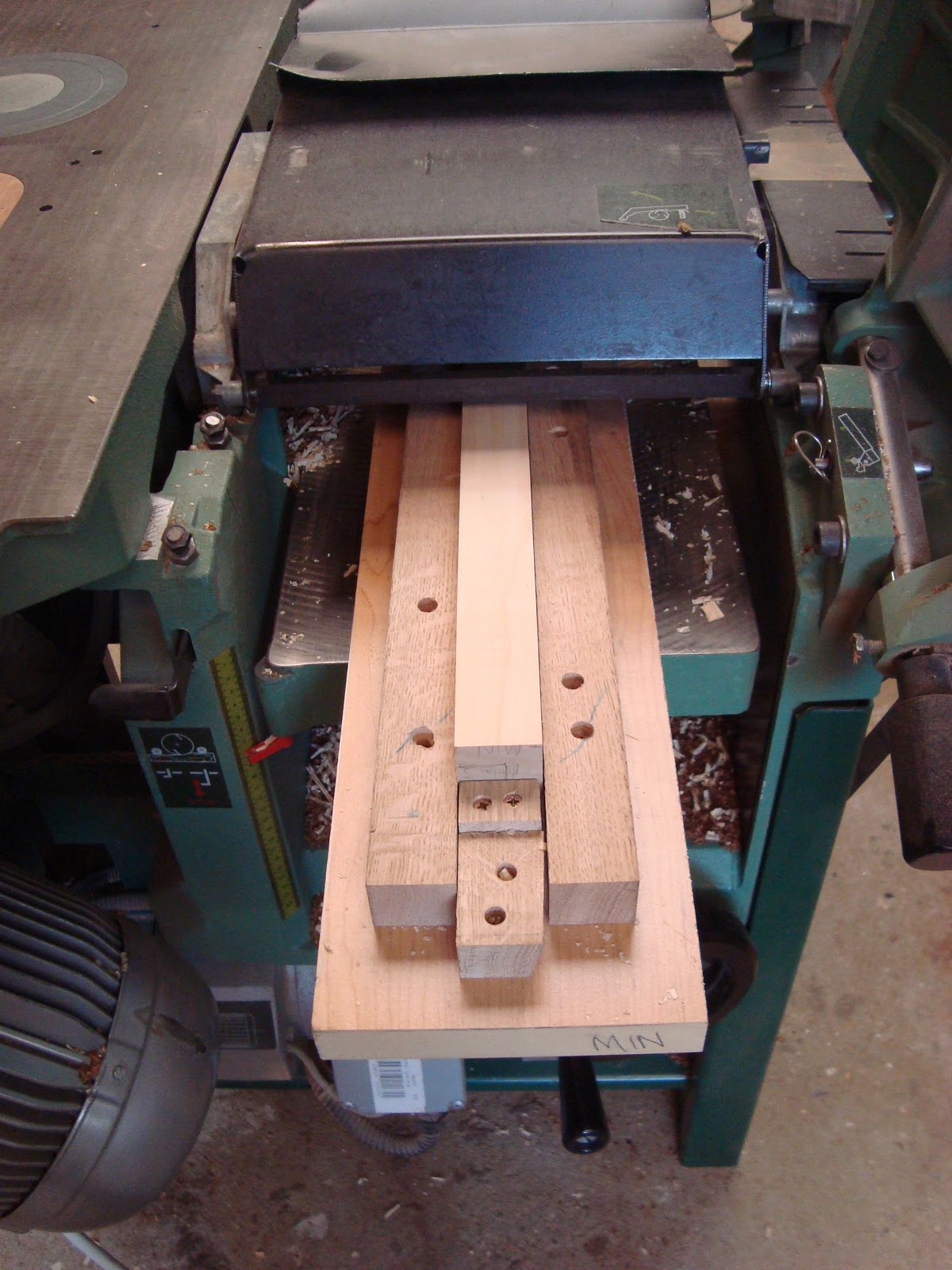 The Rapscallion Woodworking A Jig for Tapered Legs