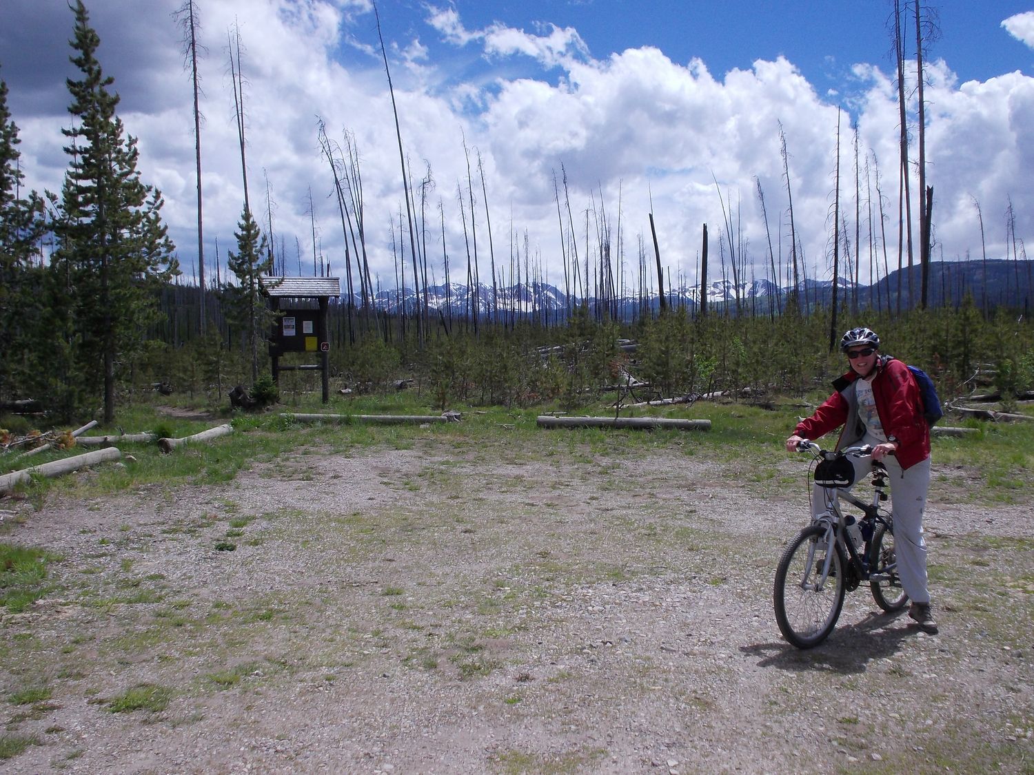 Dave'n'Kathy's Vagabond Blog Cycling Grassy Lake Road
