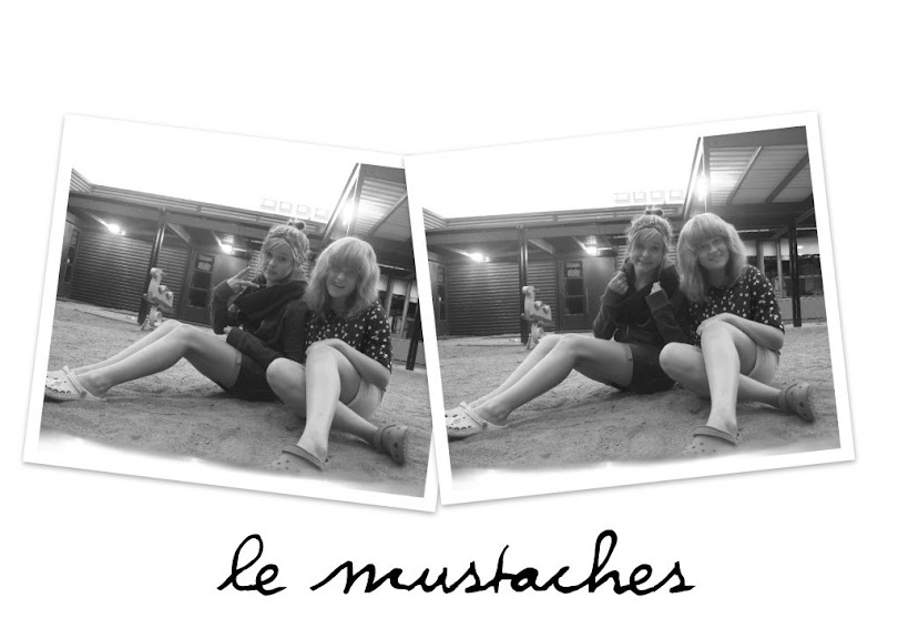 Le Mustaches