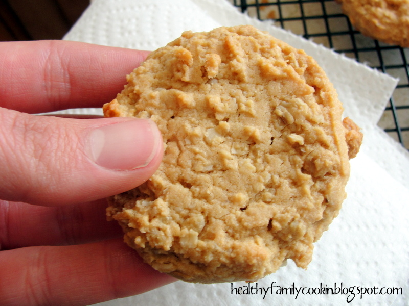 Healthy Family Cookin' Peanut Butter Oatmeal Cookies (Sugar Free)