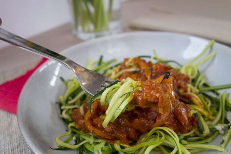 Spiced Tomato Courgetti with Garlic and Pancetta