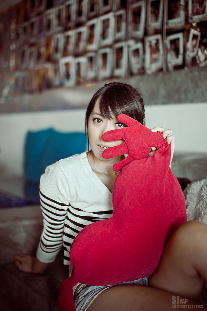 IMAGE: http://4.bp.blogspot.com/--CKqA2RVlKo/TZF9uKmF-yI/AAAAAAAAAJs/7vMpzoBwcDk/s1600/IMG_0812_s.jpg