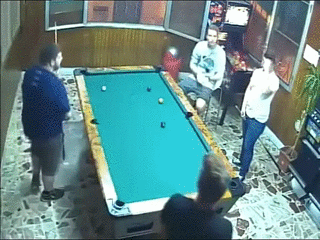 vxbu9ue6v.gif
