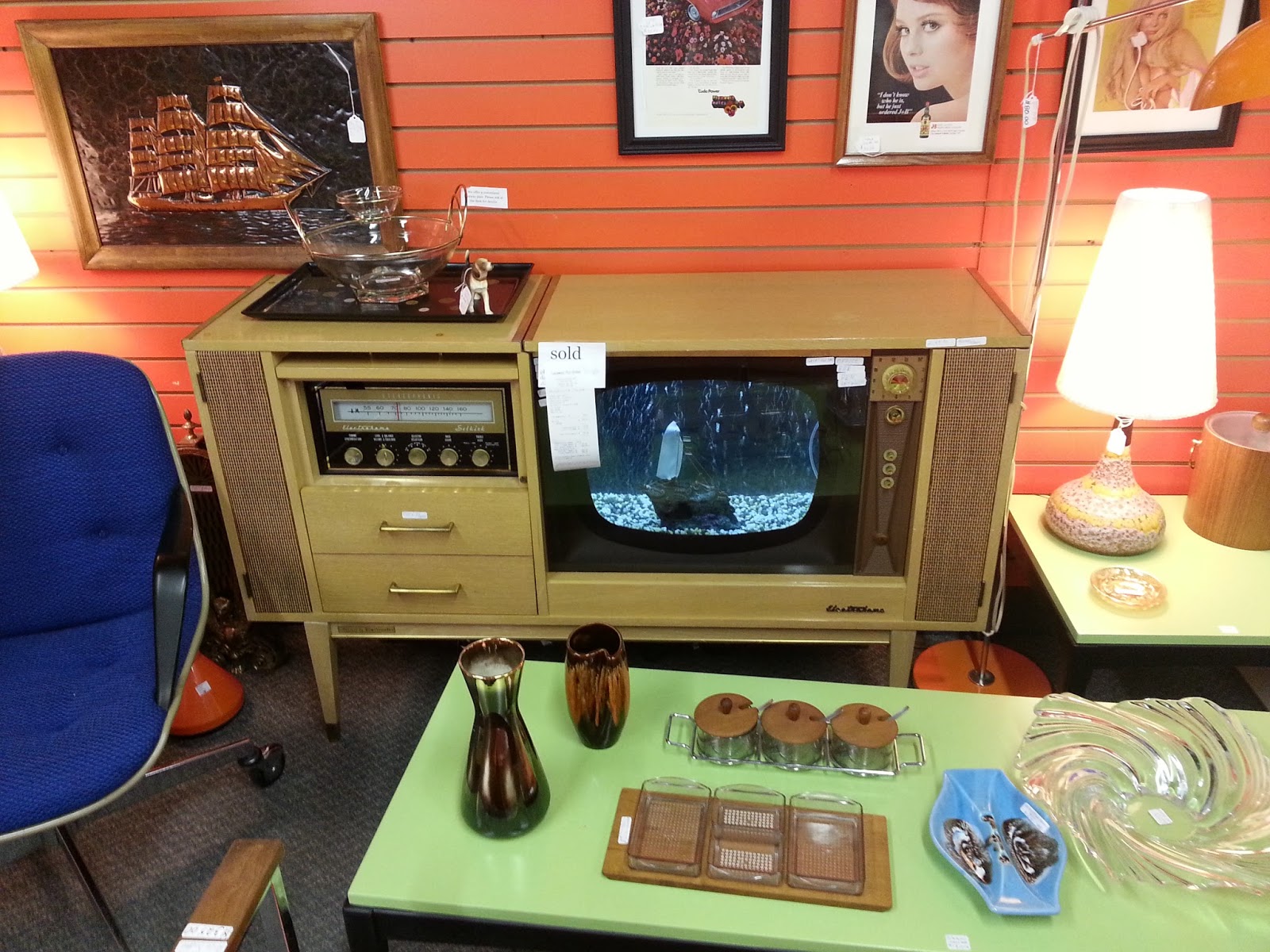 The Shabby Green Warehouse Old Strathcona Antique Mall, Edmonton, AB