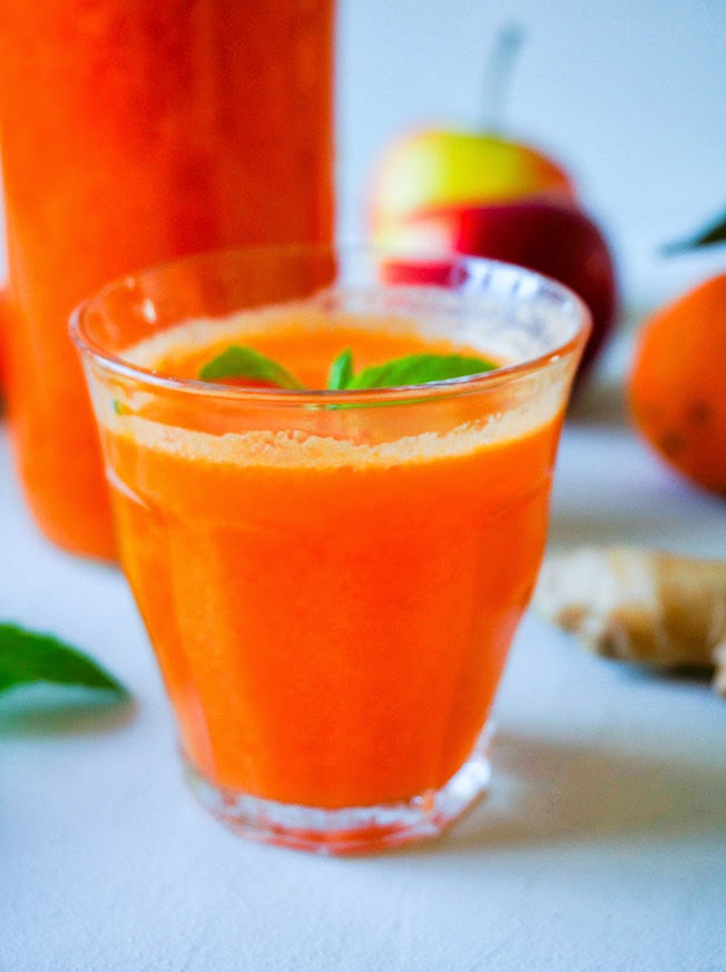 Vitaminbombe: pres selv multifrugt juice Vitaminbombe: pres selv multifrugt juice