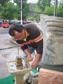 FRANCISCO HENRRÍQUEZ LUENGO                          ARTESANÍA EN PIEDRAS