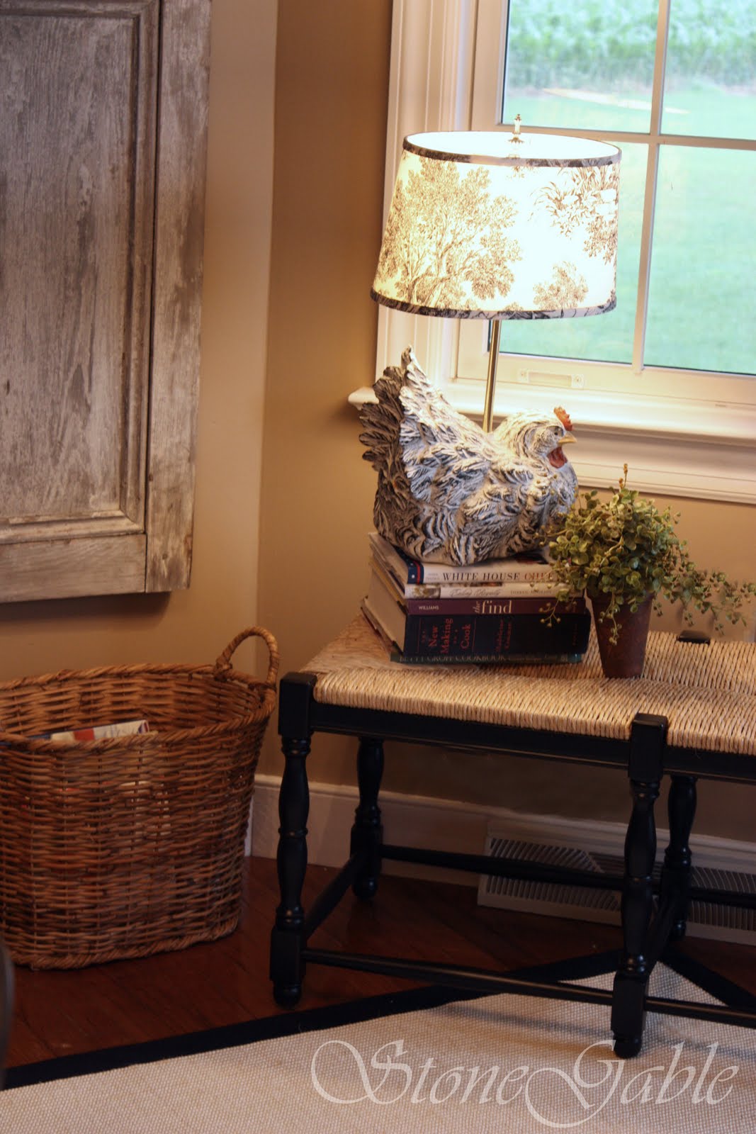 Breakfast Room Bench Stonegable