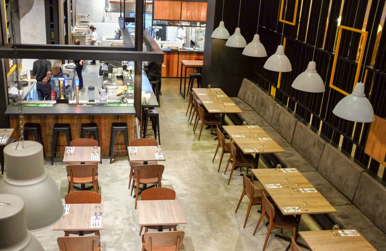 Skillet At 163 Fraser Place