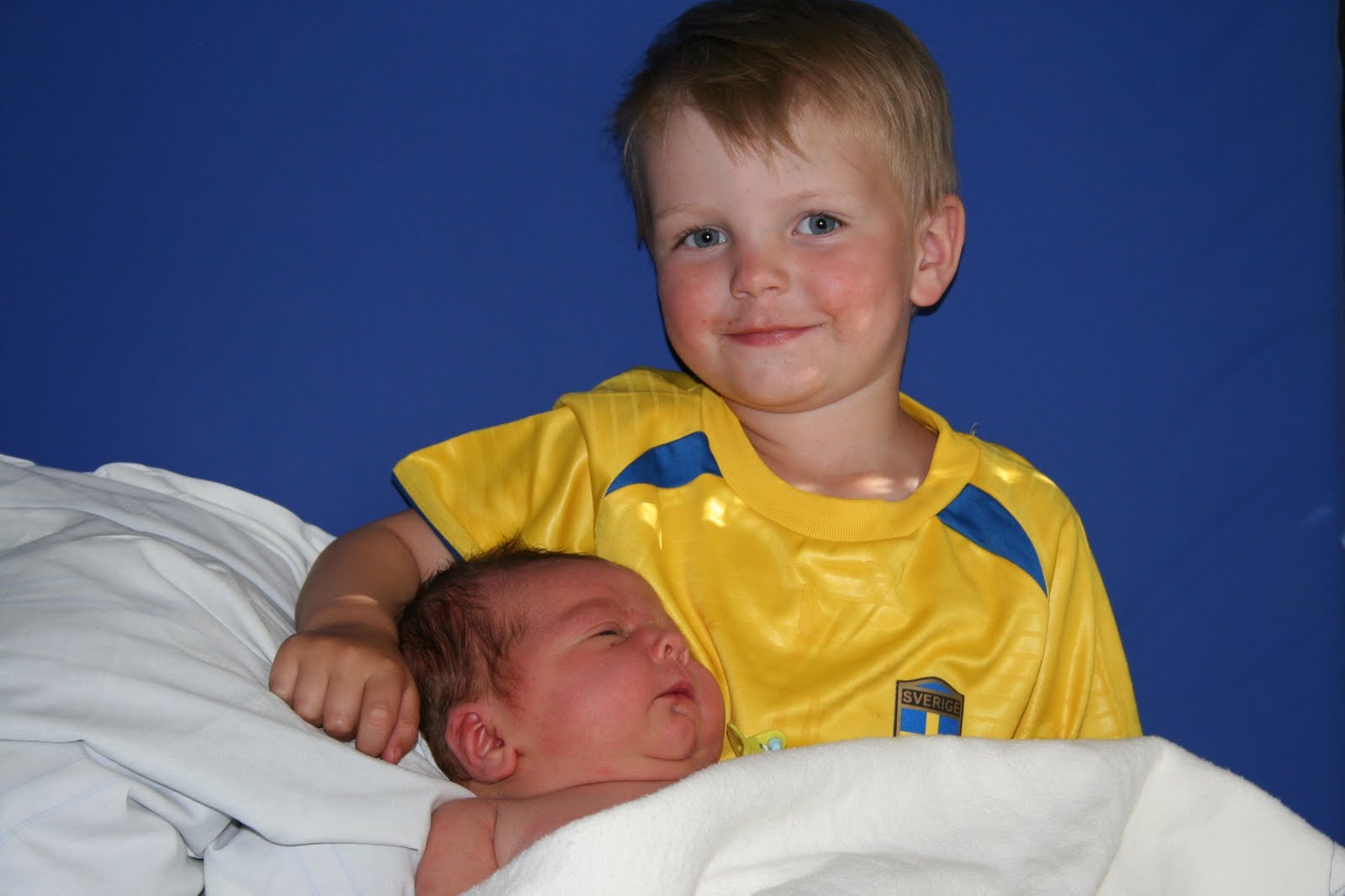 Försök inte förstå mig,älska mig bara: maj 2011