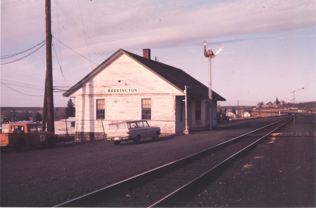 Big Bend Railroad History 1973 Harrington Depot