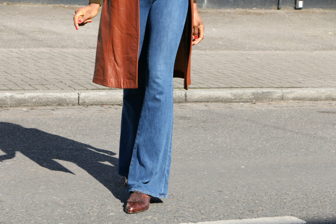 What shoes to wear with flares
