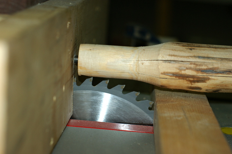 Hand drill dirt auger bit, making a table saw insert, miter saw