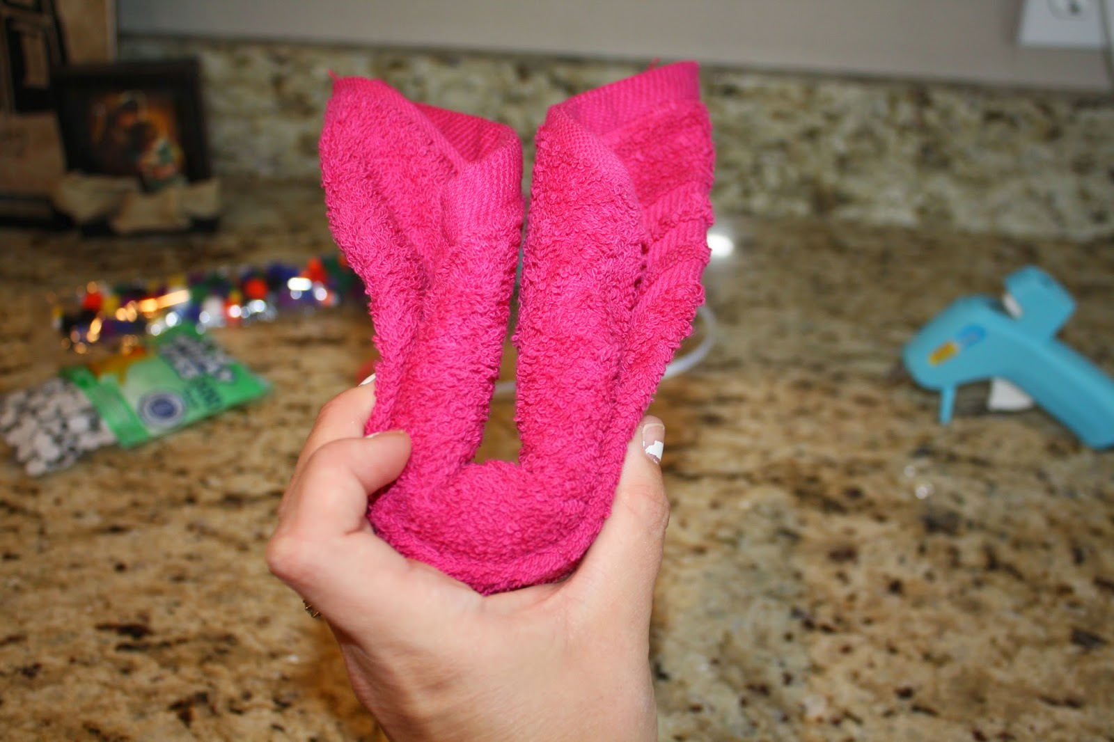 Tada's Kooky Kitchen Easter Craft Wash Cloth Bunnies!!