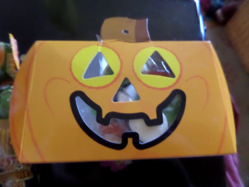 Madhouse Family Reviews Halloween sweeties from ASDA (review)
