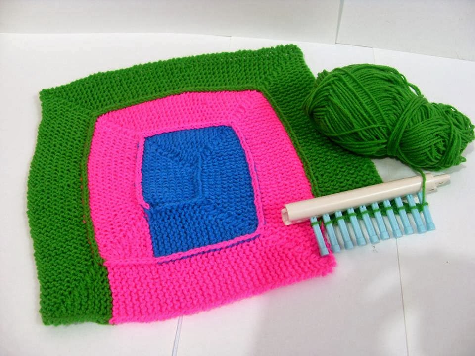 Crochet.is.Fun 10 stitch blanket on a loom