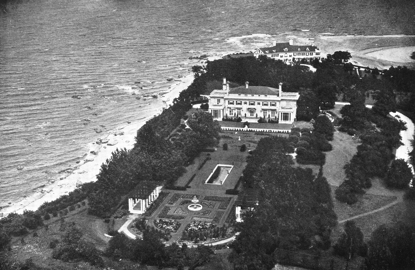 Mansions of the Gilded Age Gatsby’s Mansions The Long Island mansions