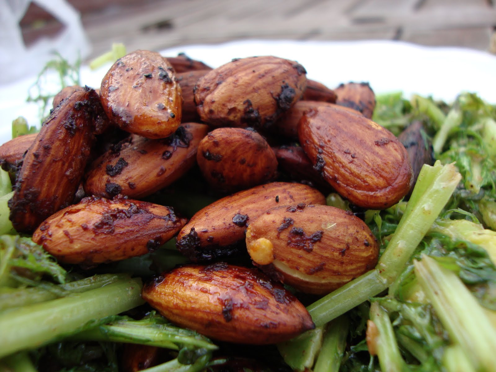 eryn jones Sweet and Spicy Thai Roasted Almonds