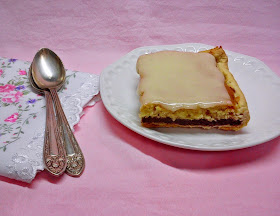 Tartaleta de Frambuesa con Almendra y Glaseado de Vainilla.