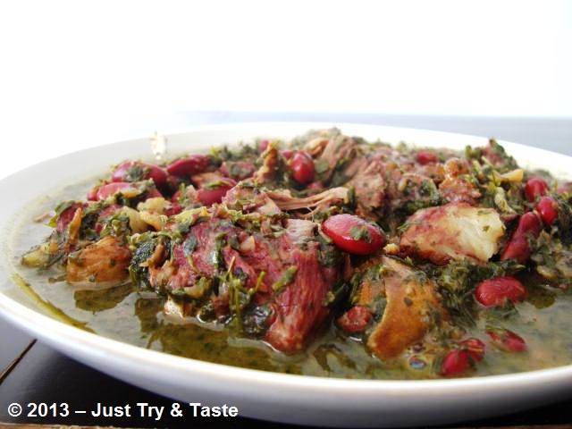 Ghormeh Sabzi (Rebusan Daging Kambing, Sayuran dan Kacang Ghormeh Sabzi (Rebusan Daging Kambing, Sayuran dan Kacang