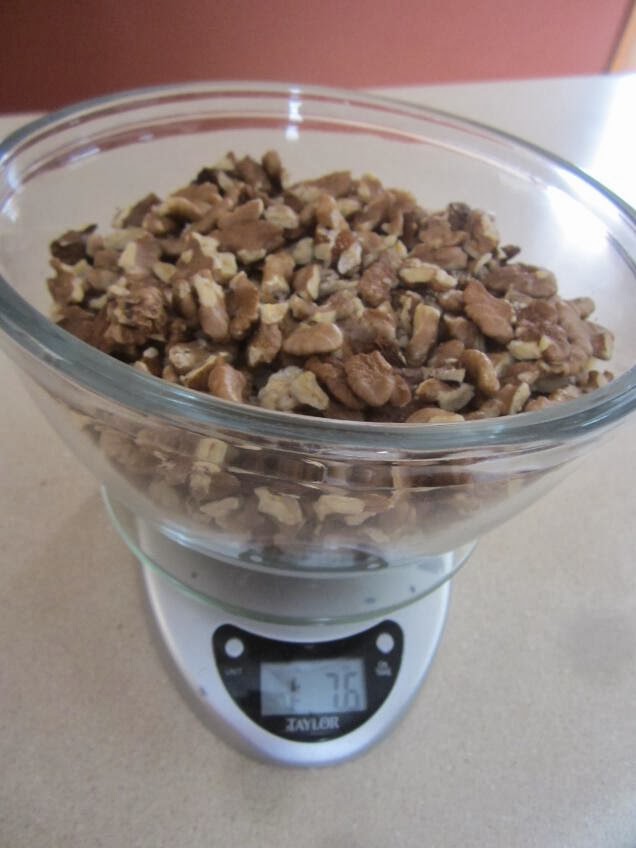 Simply Resourceful How to Crack Walnuts the Easy Way!