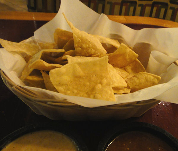 mexican restaurant tortilla chips Tortilla chips, Mexican restaurant, Food