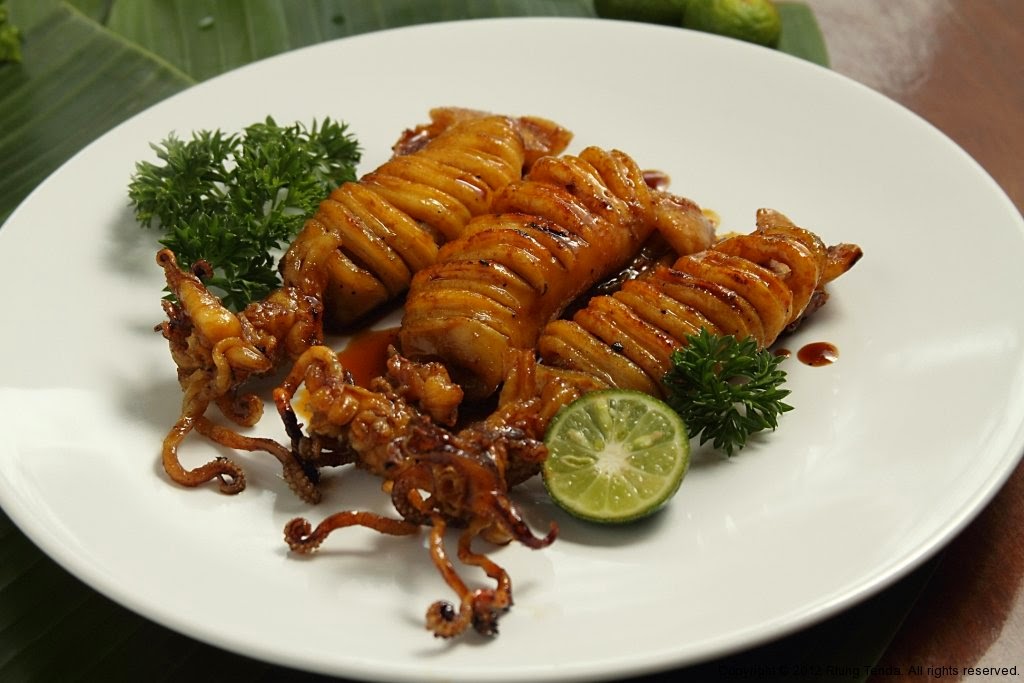 Resep Cumi-cumi Bakar Bumbu Rujak Istimewa