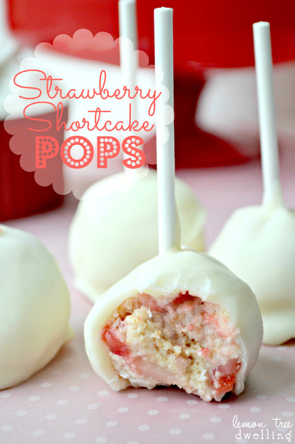 Strawberry Shortcake Pops