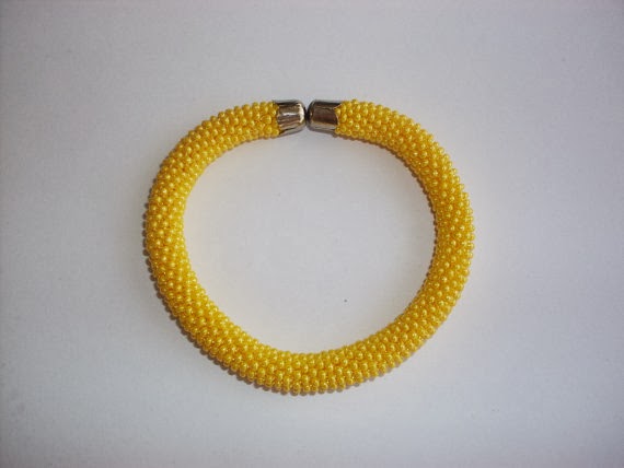 crochet bead