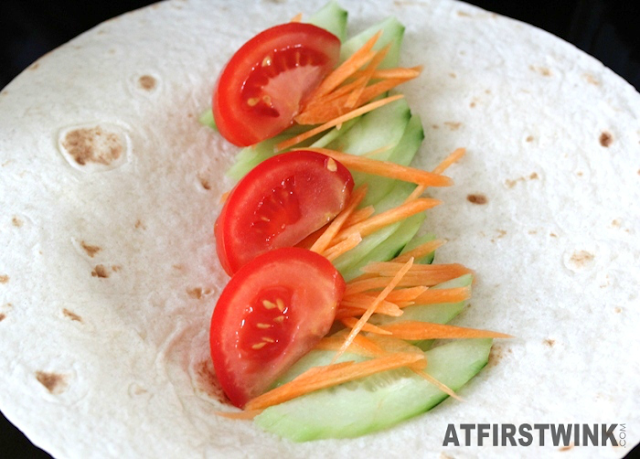 Simple recipe for hot days: fried chicken strips wrap - tomato, cucumber, carrot