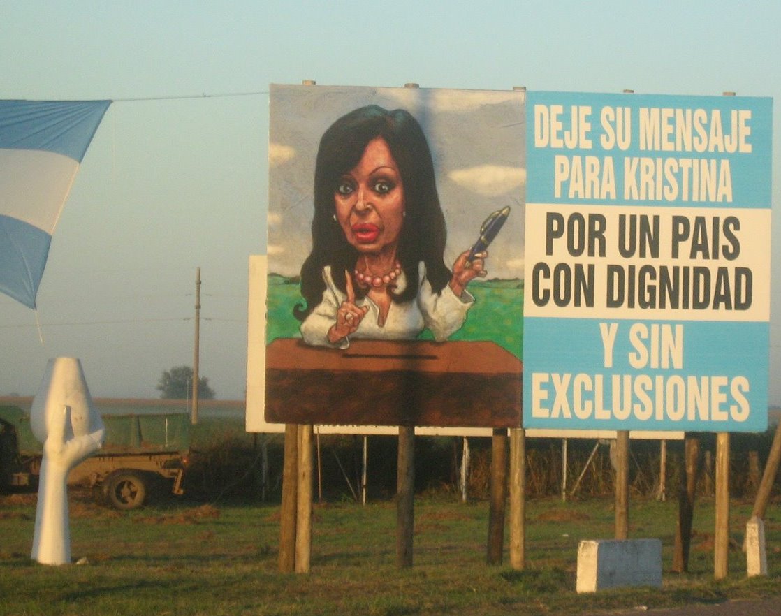 http://4.bp.blogspot.com/--QLojlpyVbg/TlbOSoYBgHI/AAAAAAAALzI/GcUnCCXrNsI/s1200/CFK+caricatura+cruce.jpg