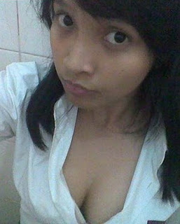 Gaya Narsis ABG Sekarang