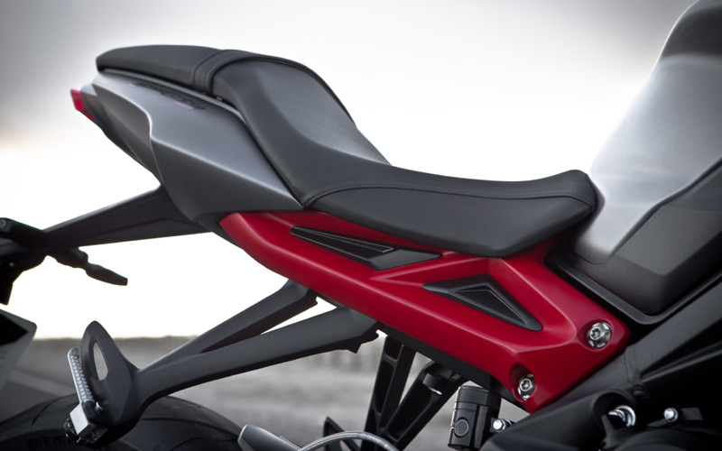Latest Motorbike 2013 Triumph Street Triple R Show Your Motorcycle’s