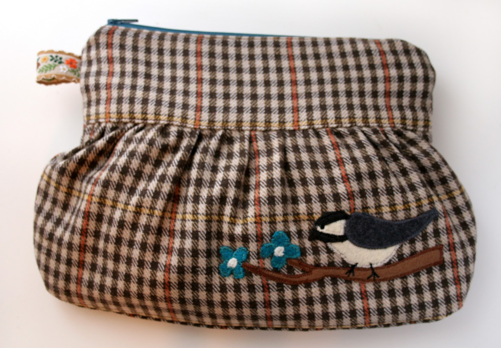 needle book City of Craft bird clutch
