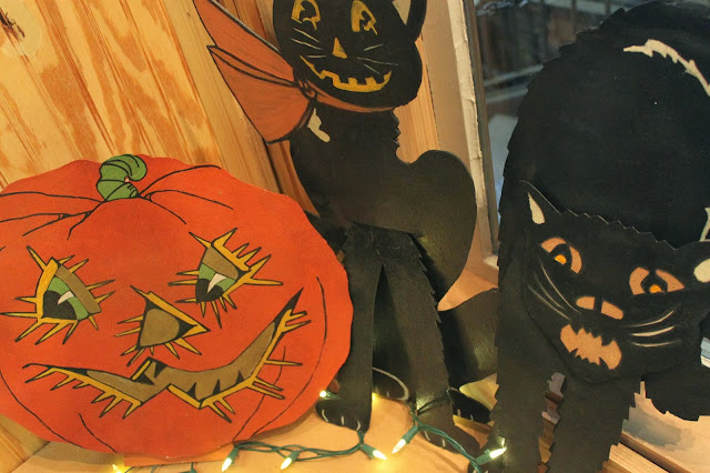 Vintage Halloween Decorations at The Tin Thimble