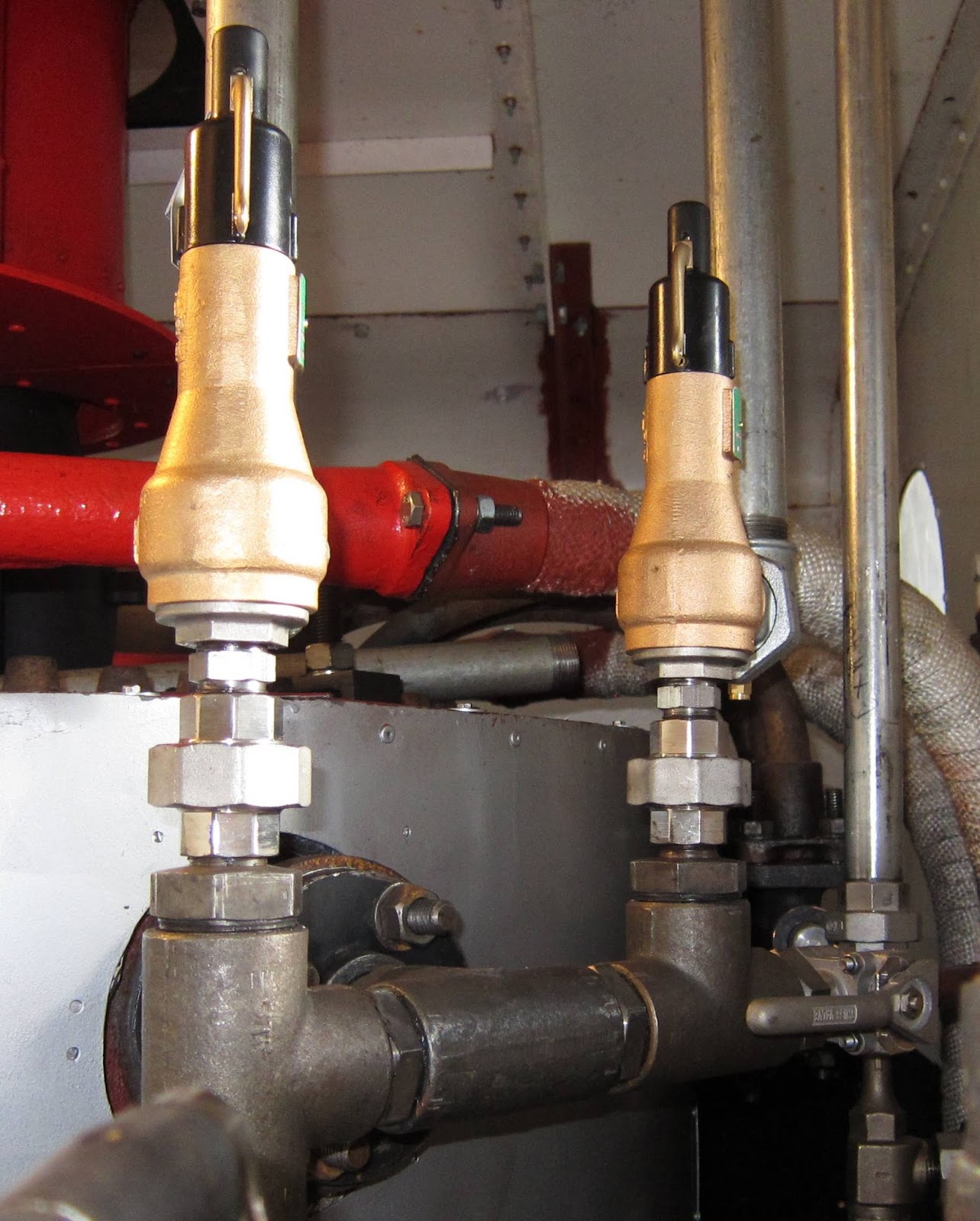 Sentinel Steam Loco 7109 Safety Valves (2)